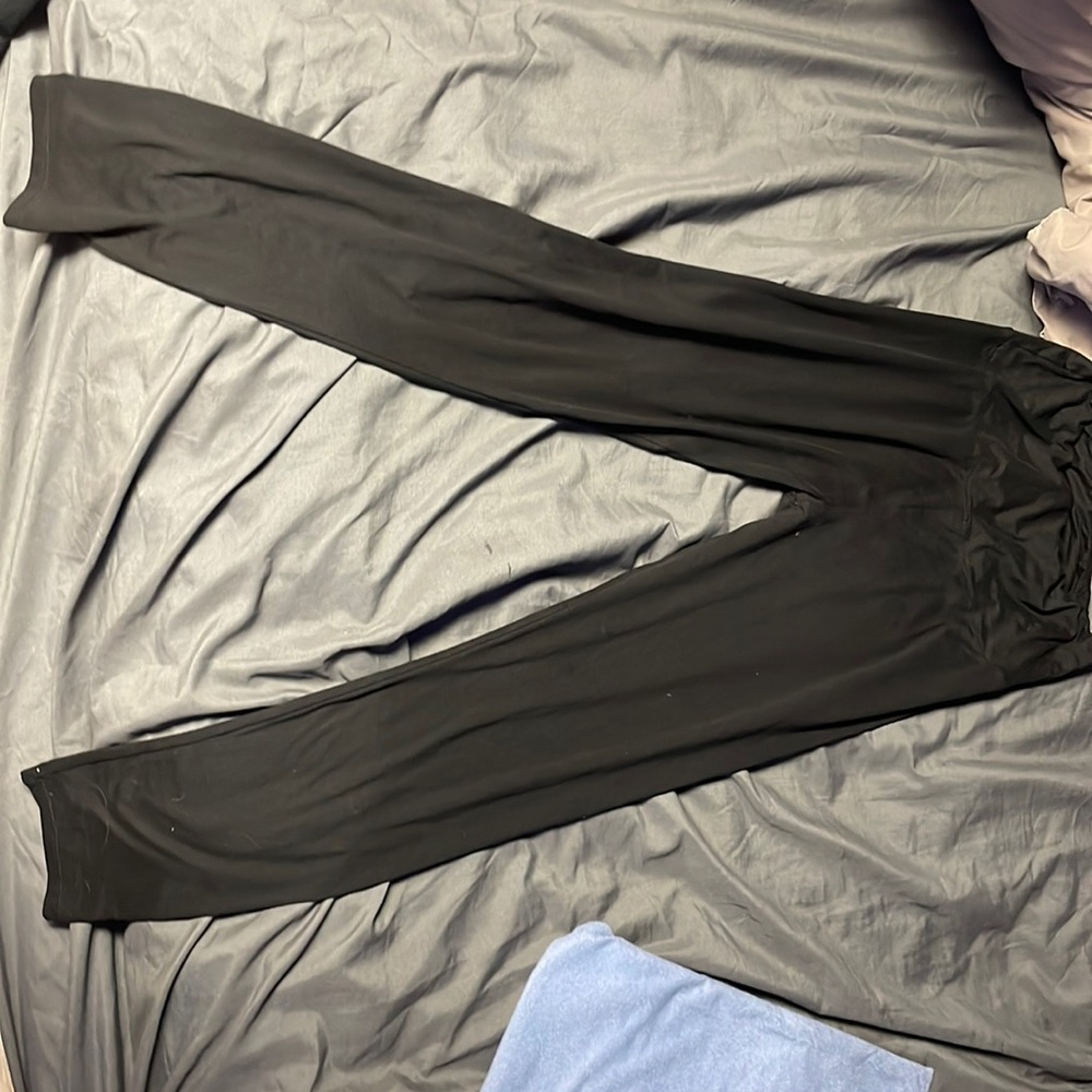 Black leggings